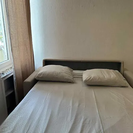 Juan Les Pins Centre, 3-person With Mezzanine