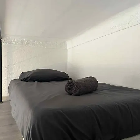Juan Les Pins Centre, 3-person With Mezzanine * Antibes