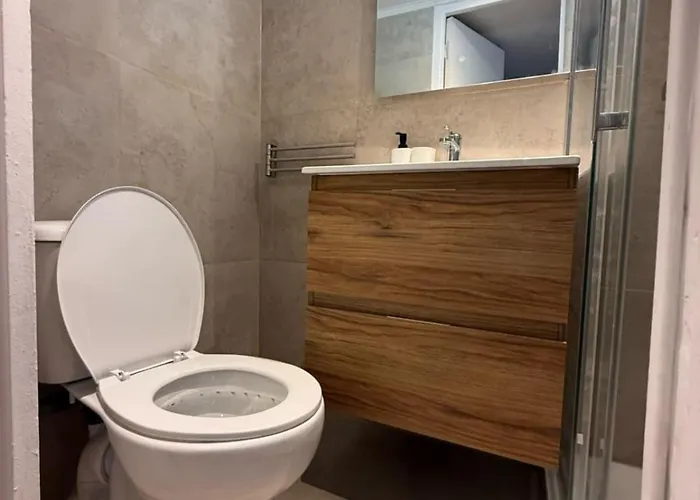 Juan Les Pins Centre, 3-person With Mezzanine