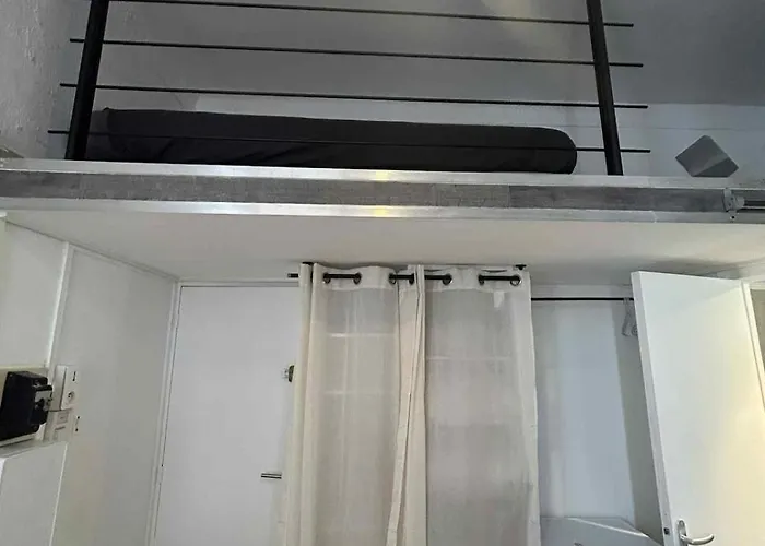 Juan Les Pins Centre, 3-person With Mezzanine